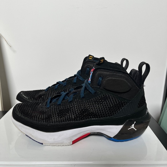 Nike Kid's Air Jordan XXXVII (GS) Basketball Shoe dd7421-061 - Picture 1 of 6